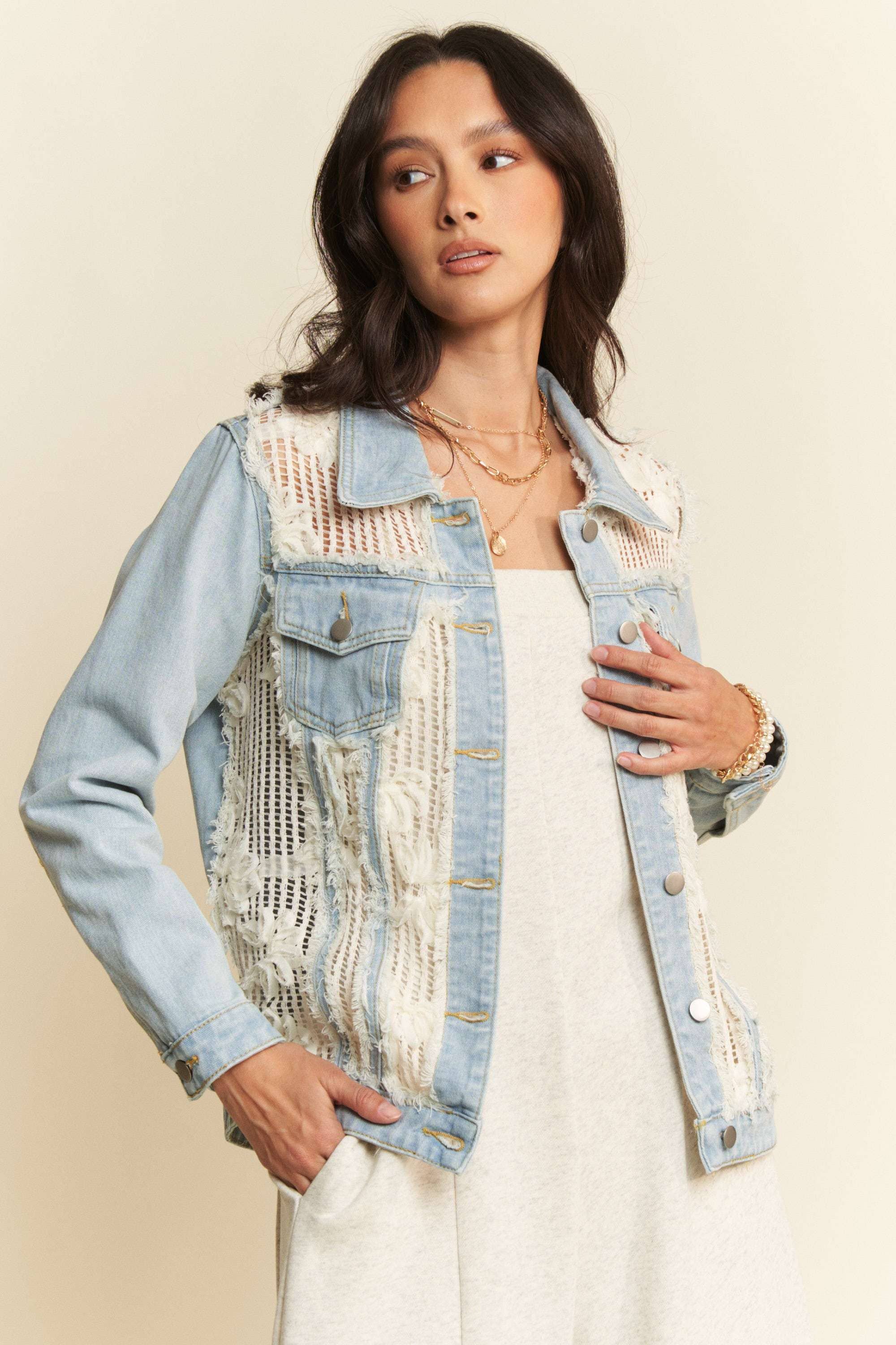 FRAYED LACE PANEL DENIM JACKET