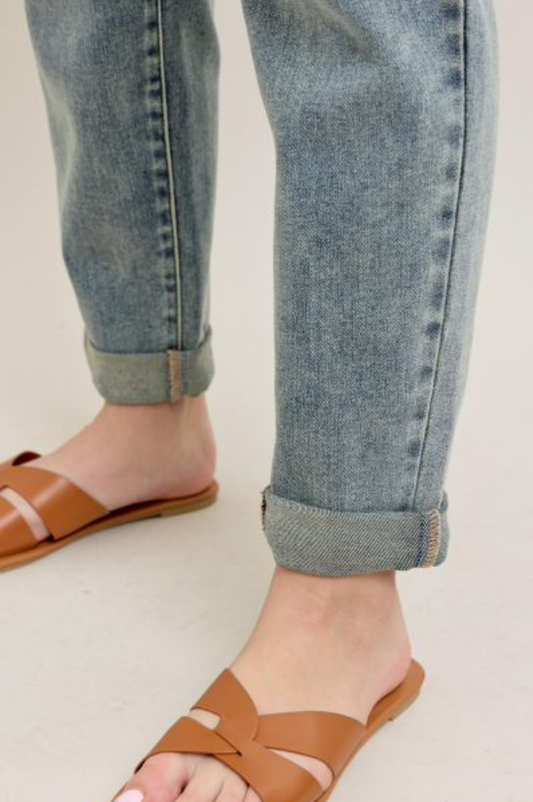Judy Blue Vintage Wash Double Roll Cuff Boyfriend Fit