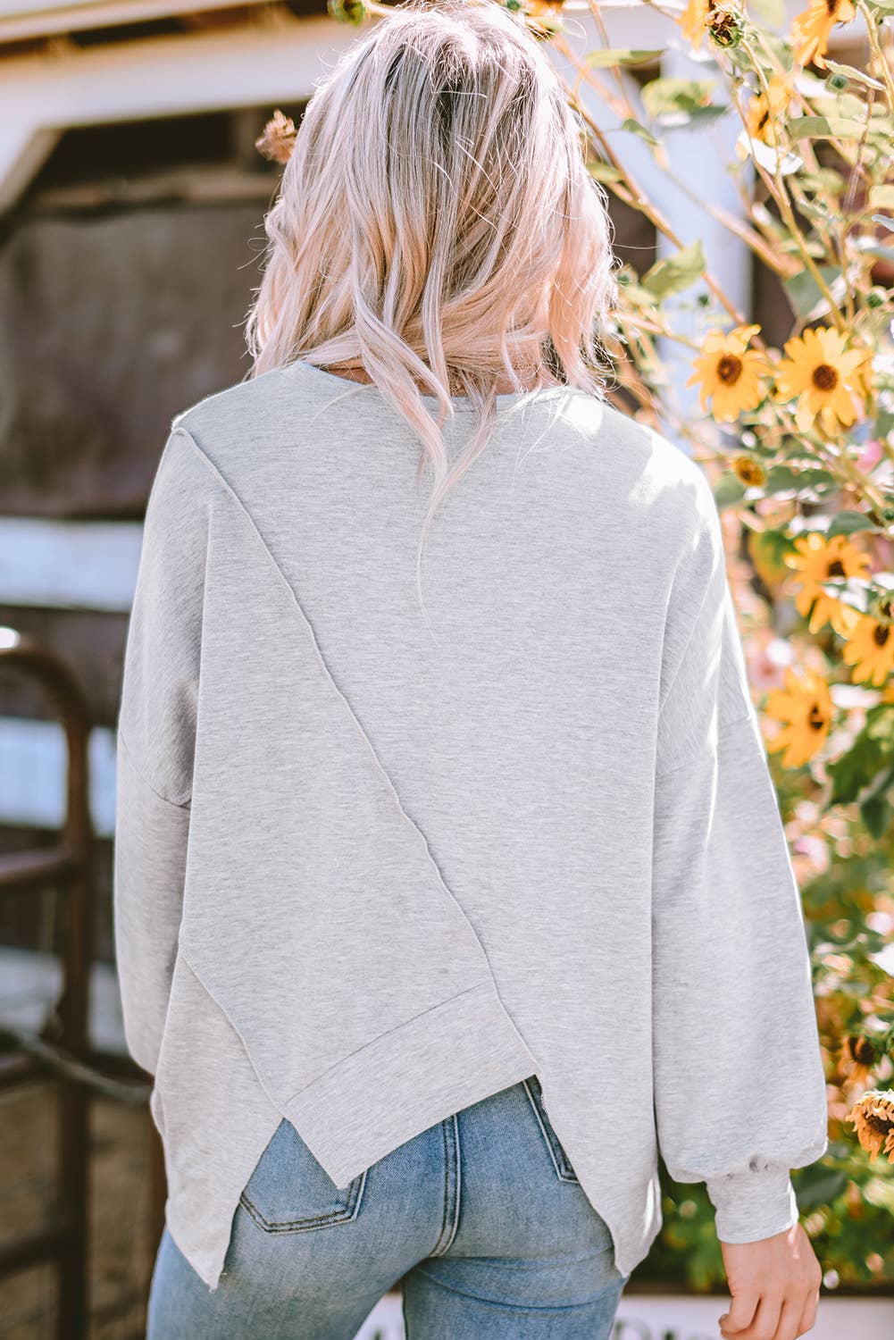 Color block Stitching Irregular Hem Long Sleeve Top