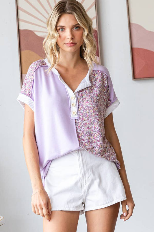 Floral Half Panel Detail Button Front Short Sleeve Top T5950: Lilac / L