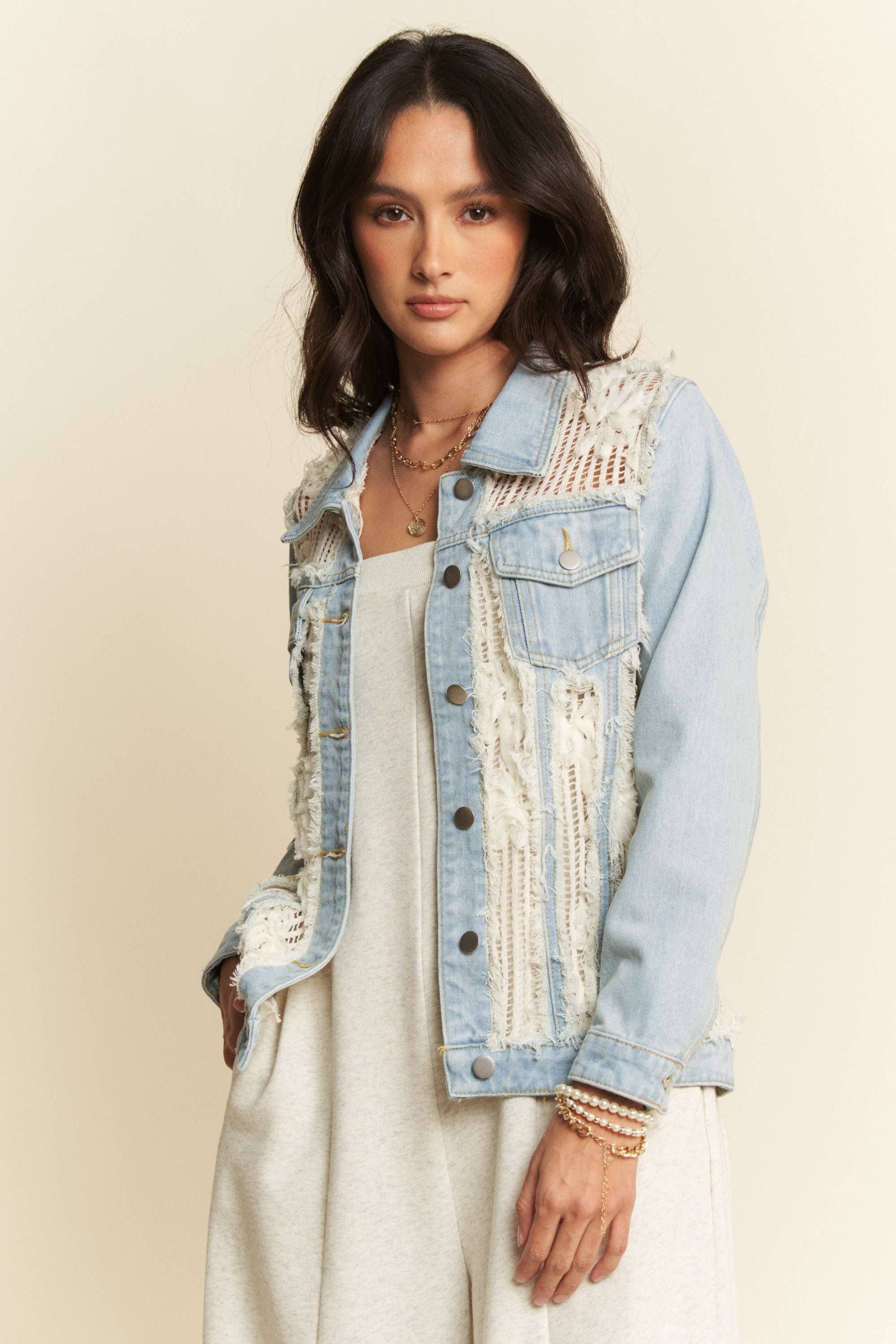 FRAYED LACE PANEL DENIM JACKET