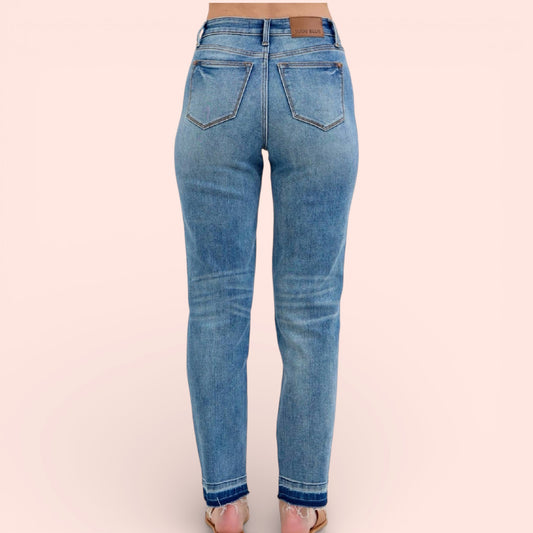 Judy Blue Rigid Magic Boyfriend Jeans