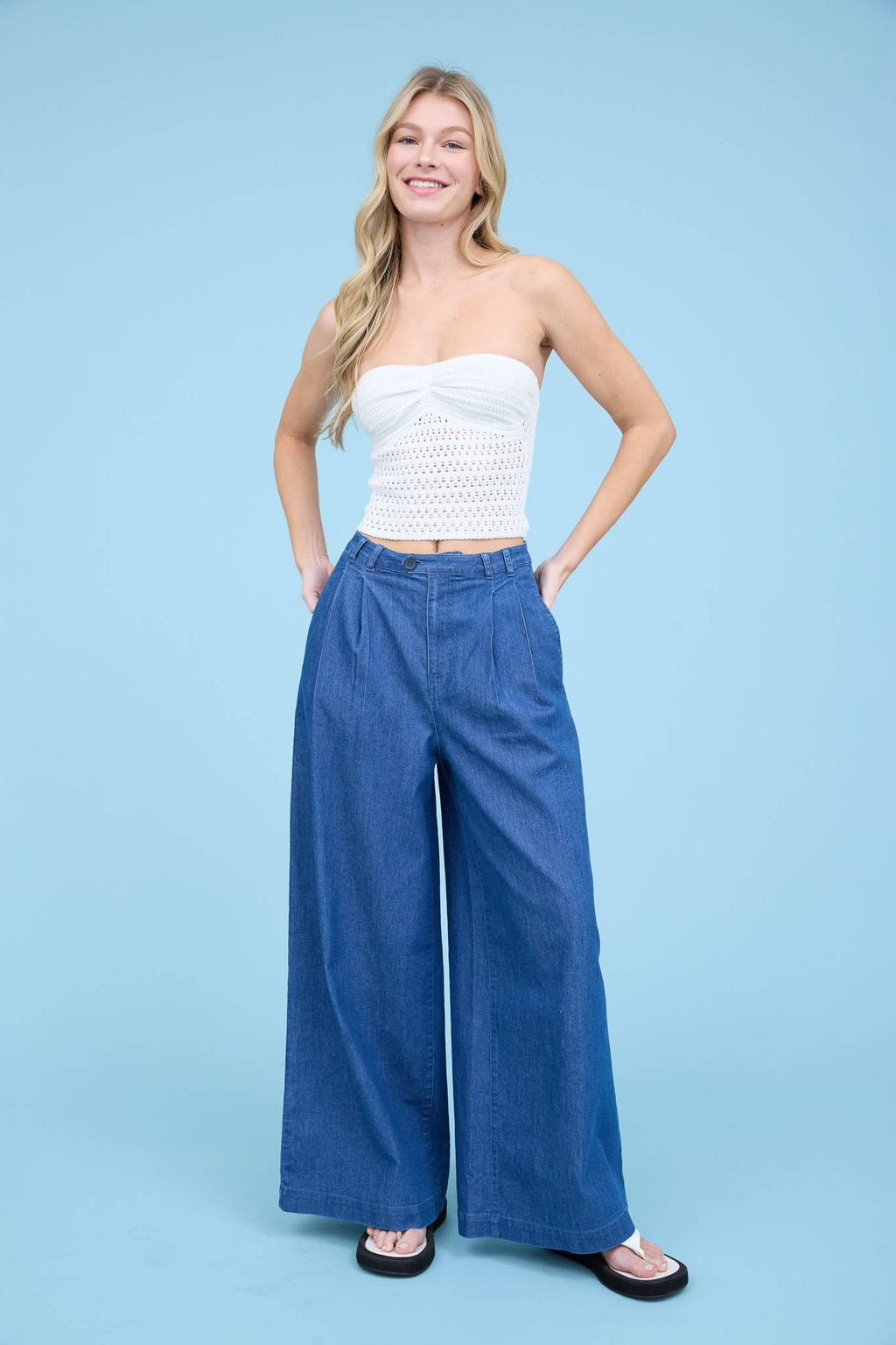 PLEATED WIDE LEG CHAMBRAY PANTS