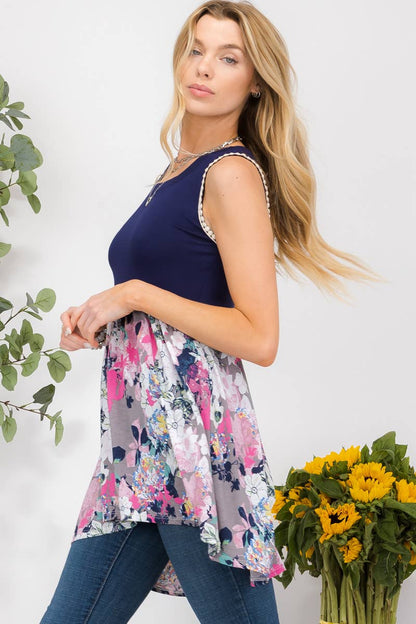 FLORAL CONTRAST BABY DOLL W/ LACE TRIM